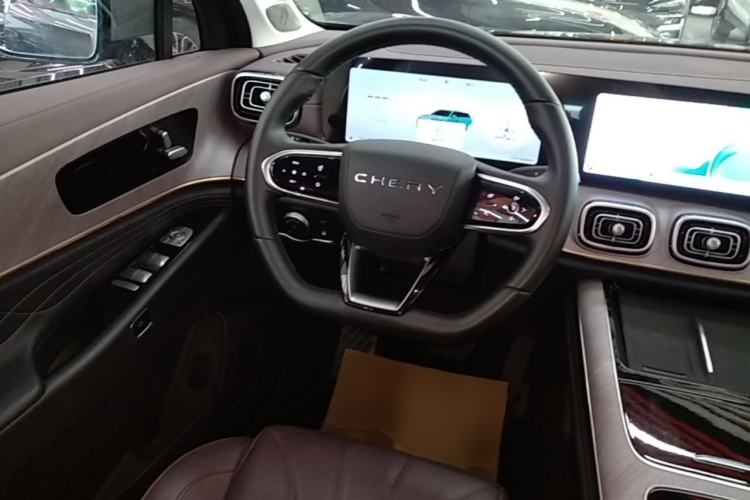 Used Chery Tiggo 9 C-DM 2025 1.5T 106KM Ultra-Enjoyment Version 5 Seats Lithium Iron Phosphate Steering Wheel