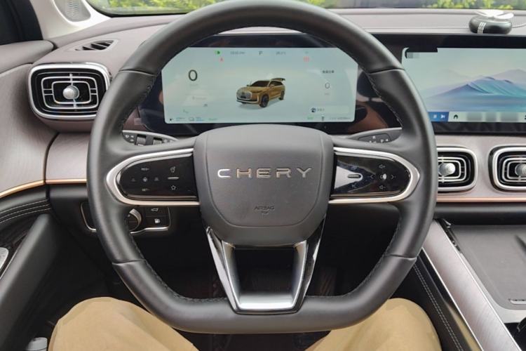 Used Chery Tiggo 9 C-DM 2025 1.5T 106KM Ultra-Comfort Edition 5 Seats Lithium-NMC Steering Wheel