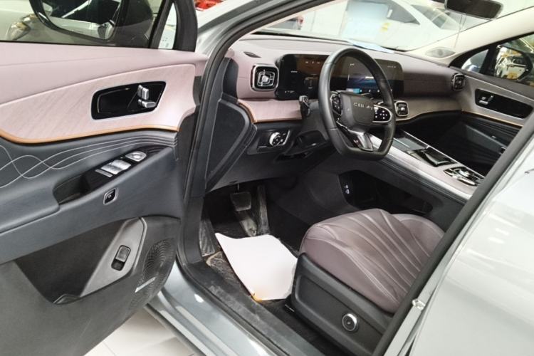 Used Chery Tiggo 9 C-DM 2025 1.5T 106KM Ultra-Comfort Edition 5 Seats Lithium-NMC Driver Seat