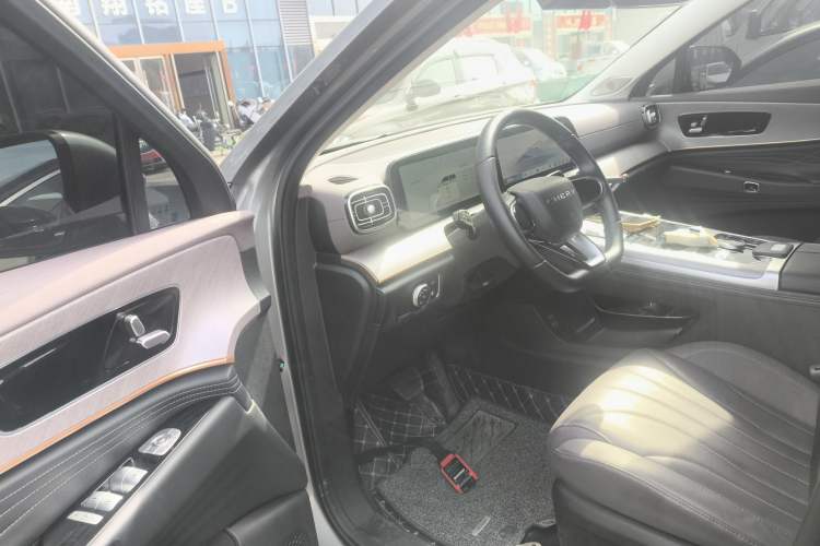 Used Chery Tiggo 9 C-DM 2025 1.5T 106KM Ultra-Comfort Edition 5 Seats Lithium-NMC Driver Seat