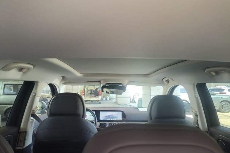 Used Chery Tiggo 9 C-DM 2025 1.5T 106KM Ultra-Comfort Edition 5 Seats Lithium-NMC Headliner
