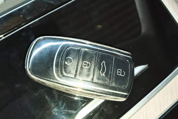 Used Chery Tiggo 9 C-DM 2025 1.5T 106KM Ultra-Comfort Edition 5 Seats Lithium-NMC Interior 1