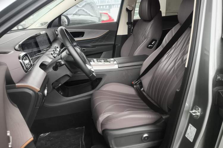 Used Chery Tiggo 9 C-DM 2025 1.5T 106KM Ultra-Comfort Edition 5 Seats Lithium-NMC Left Front Seat