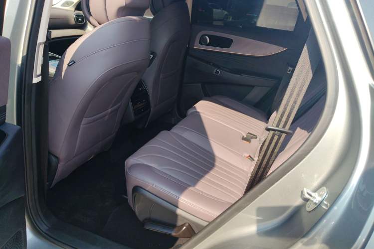 Used Chery Tiggo 9 C-DM 2025 1.5T 106KM Ultra-Comfort Edition 5 Seats Lithium-NMC Left Rear Seat