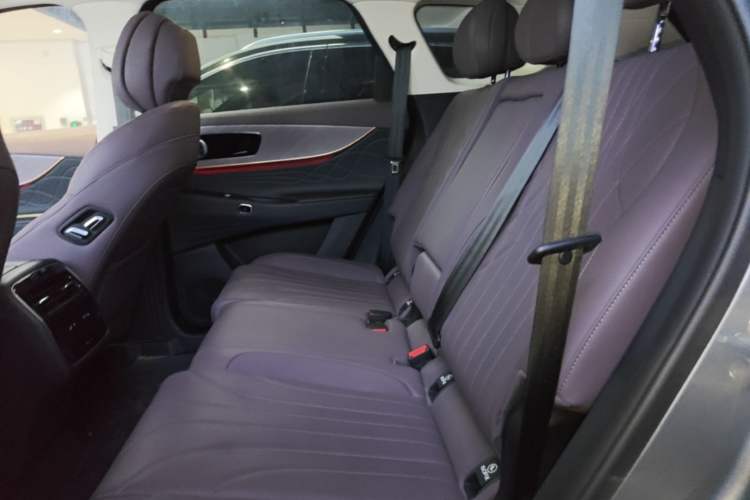 Used Chery Tiggo 9 C-DM 2025 1.5T 106KM Ultra-Comfort Edition 5 Seats Lithium-NMC Left Rear Seat