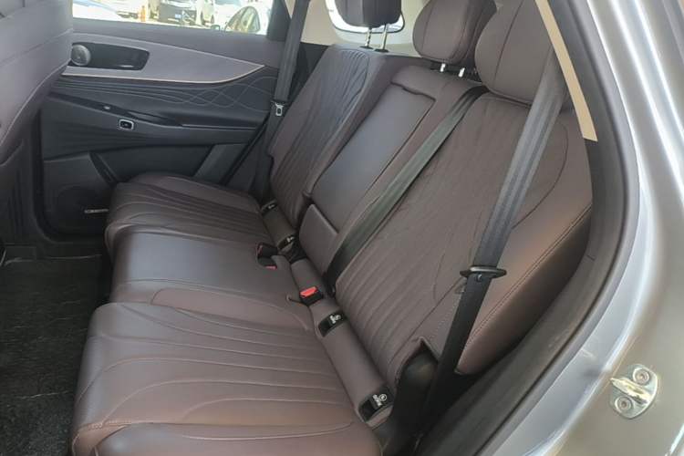 Used Chery Tiggo 9 C-DM 2025 1.5T 106KM Ultra-Comfort Edition 5 Seats Lithium-NMC Left Rear Seat