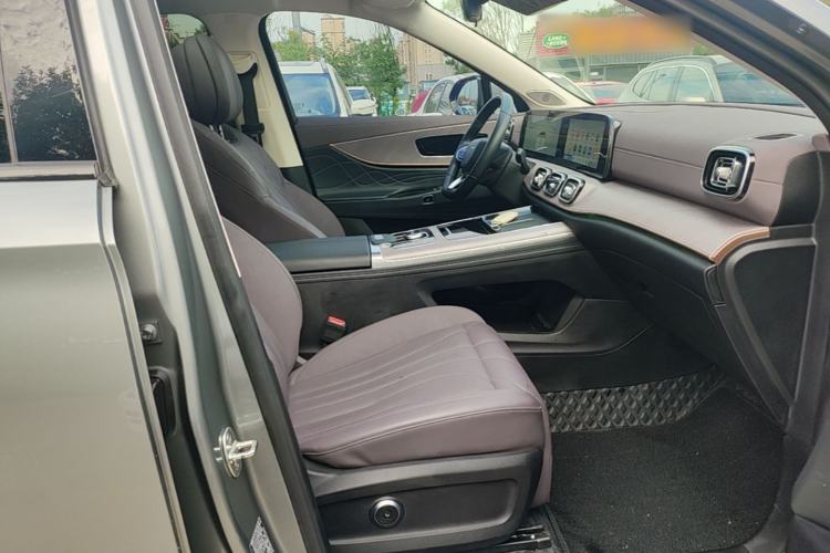 Used Chery Tiggo 9 C-DM 2025 1.5T 106KM Ultra-Comfort Edition 5 Seats Lithium-NMC Right Front Seat