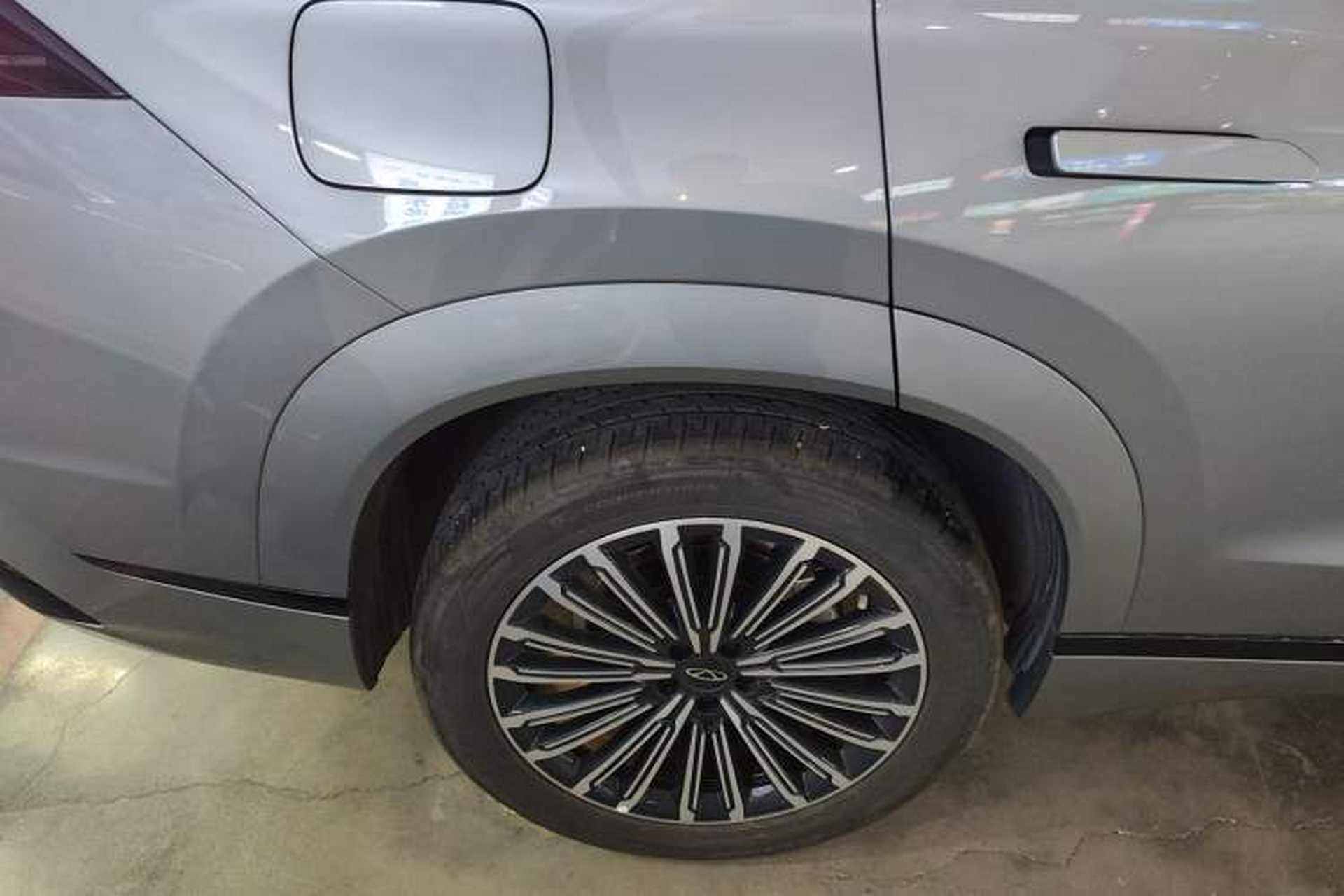 Used Chery Tiggo 9 C-DM 2025 1.5T 106KM Ultra-Comfort Edition 5 Seats Lithium-NMC Right Rear Wheel Hub