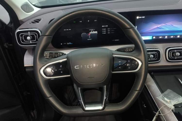 Used Chery Tiggo 9 C-DM 2025 1.5T 106KM Ultra-Comfort Edition 5 Seats Lithium-NMC Steering Wheel