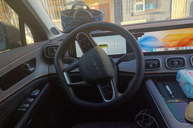 Used Chery Tiggo 9 C-DM 2025 1.5T 106KM Enjoy Edition 5 Seats Lithium-Ion Battery Steering Wheel