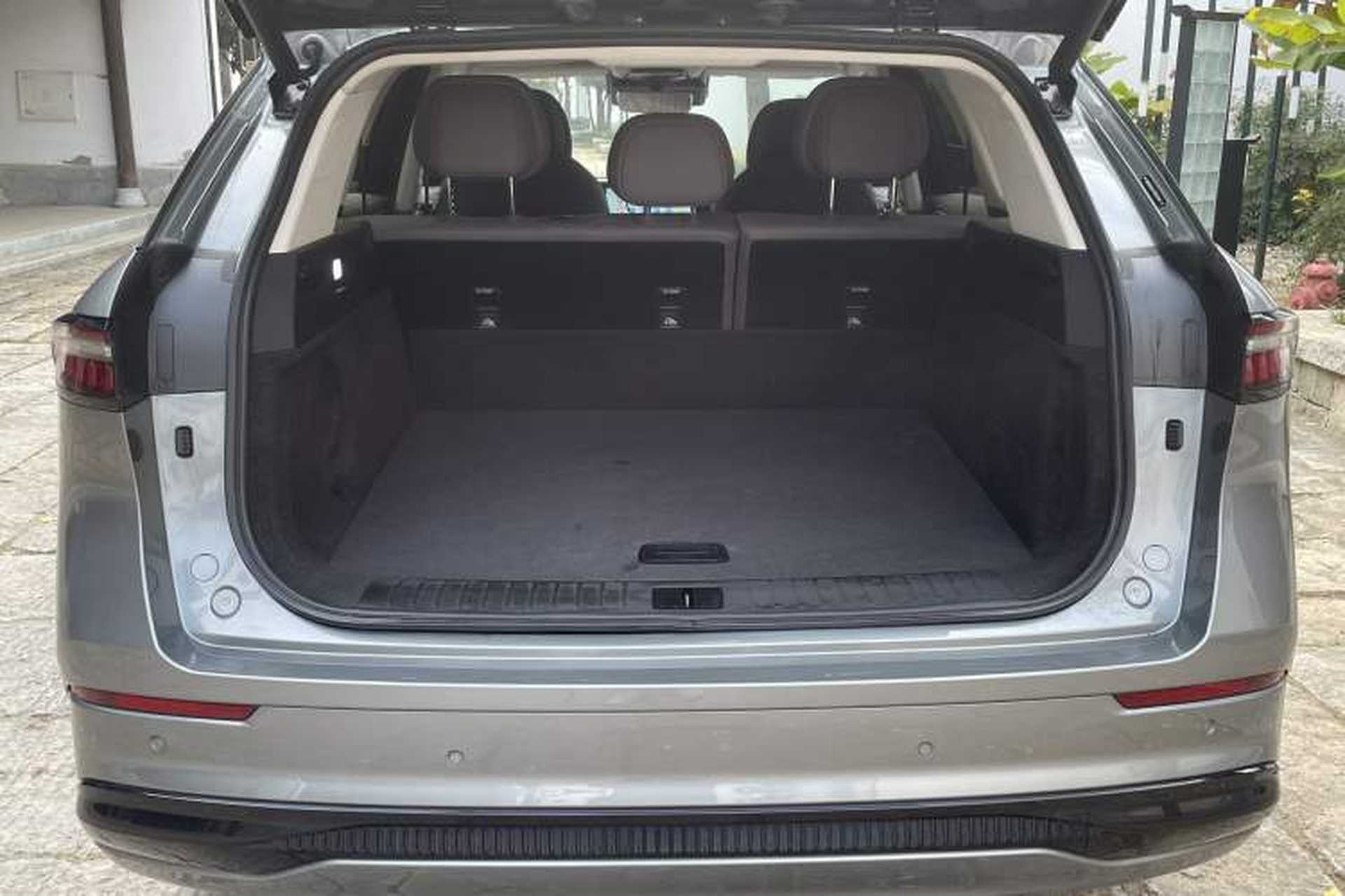 Used Chery Tiggo 9 C-DM 2025 1.5T 106KM Ultra-Comfort Edition 5 Seats Lithium-NMC Trunk