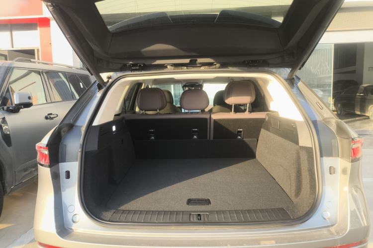 Used Chery Tiggo 9 C-DM 2025 1.5T 106KM Ultra-Comfort Edition 5 Seats Lithium-NMC Trunk