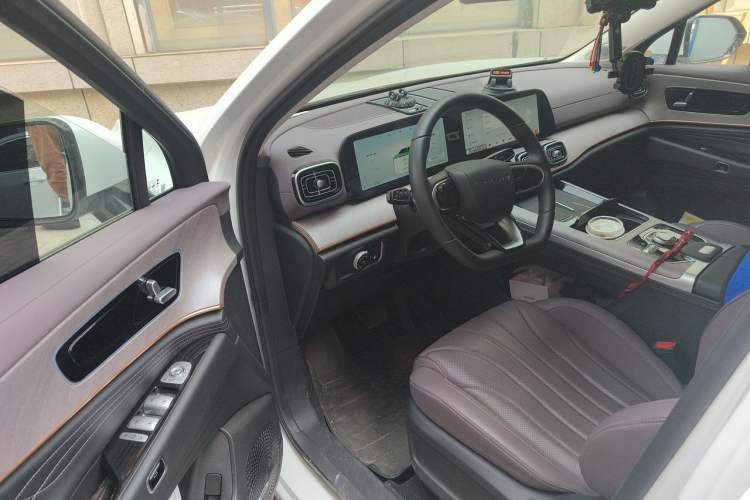 Used Chery Tiggo 9 C-DM 2025 1.5T 106KM Enjoy Edition 5 Seats Lithium-Ion Battery Driver Seat