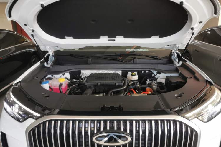 Used Chery Tiggo 9 C-DM 2025 1.5T 106KM Ultra-Comfort Edition 5 Seats Lithium-NMC Engine Bay