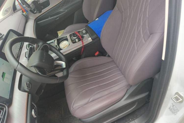 Used Chery Tiggo 9 C-DM 2025 1.5T 106KM Enjoy Edition 5 Seats Lithium-Ion Battery Left Front Seat