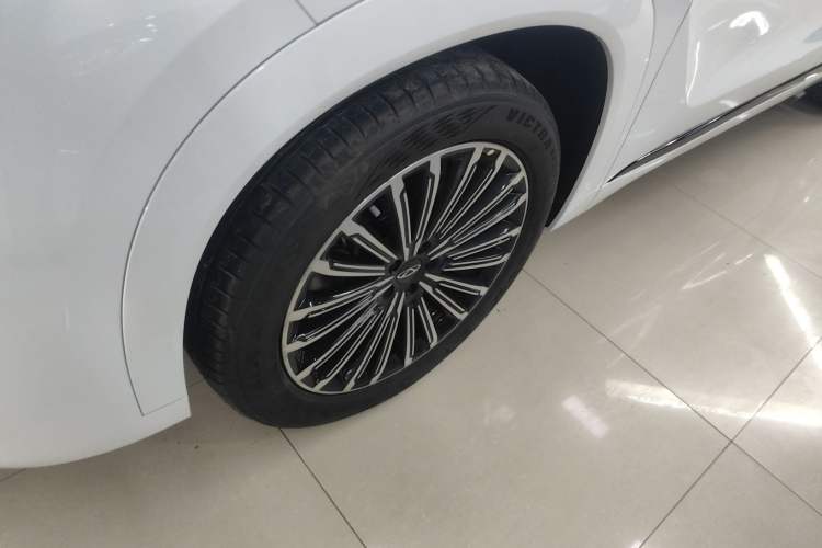 Used Chery Tiggo 9 C-DM 2025 1.5T 106KM Ultra-Enjoyment Version 5 Seats Lithium Iron Phosphate Left Front Wheel Hub
