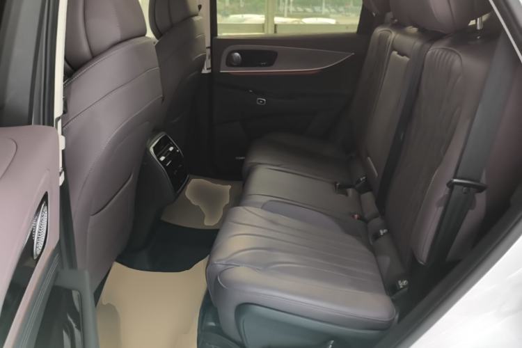 Used Chery Tiggo 9 C-DM 2025 1.5T 106KM Ultra-Enjoyment Version 5 Seats Lithium Iron Phosphate Left Rear Seat