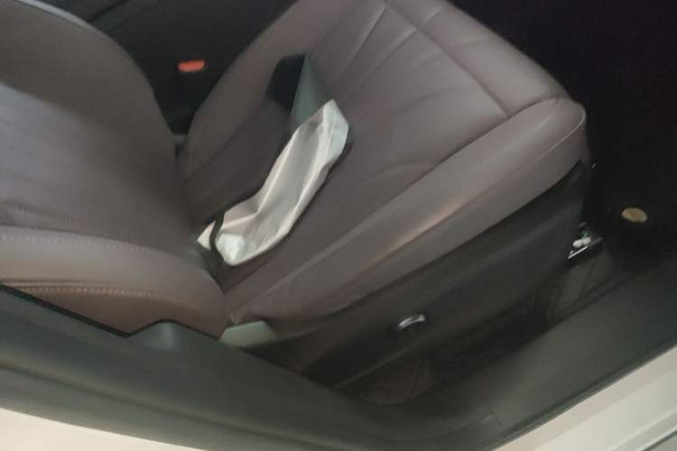 Used Chery Tiggo 9 C-DM 2025 1.5T 106KM Ultra-Comfort Edition 5 Seats Lithium-NMC Right Front Seat