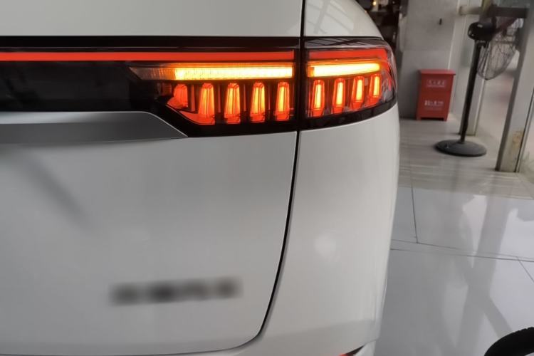Used Chery Tiggo 9 C-DM 2025 1.5T 106KM Ultra-Enjoyment Version 5 Seats Lithium Iron Phosphate Right Rear Taillight