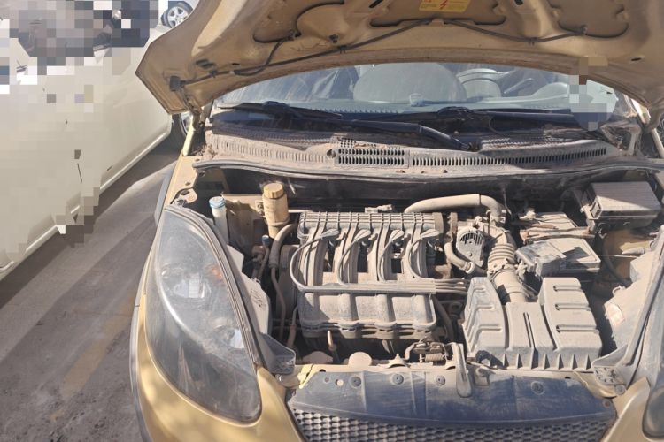 Used Chery X1 2010 Edition Enhanced Model 1.3L Manual Comfort Version Engine Bay Right
