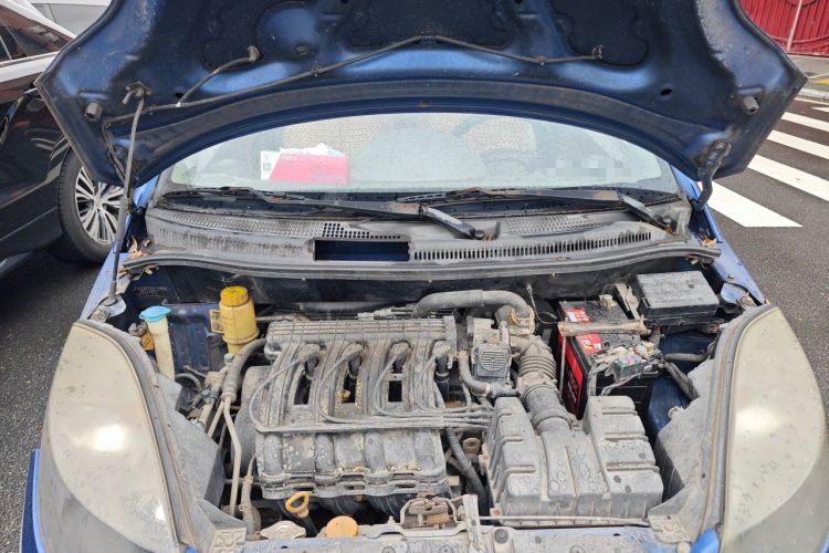 Used Chery X1 2010 1.3L AMT Luxury Edition Engine Bay