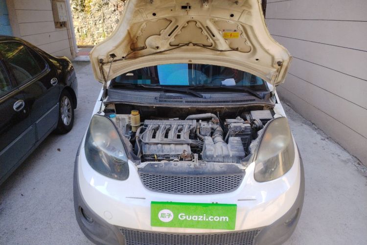 Used Chery X1 2010 1.3L AMT Luxury Edition Engine Bay