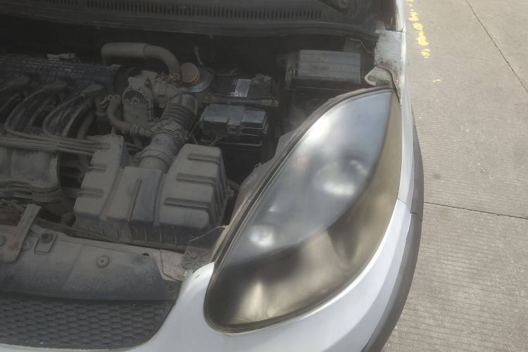 Used Chery X1 2010 Edition Enhanced Model 1.3L Manual Comfort Version Engine Bay Left