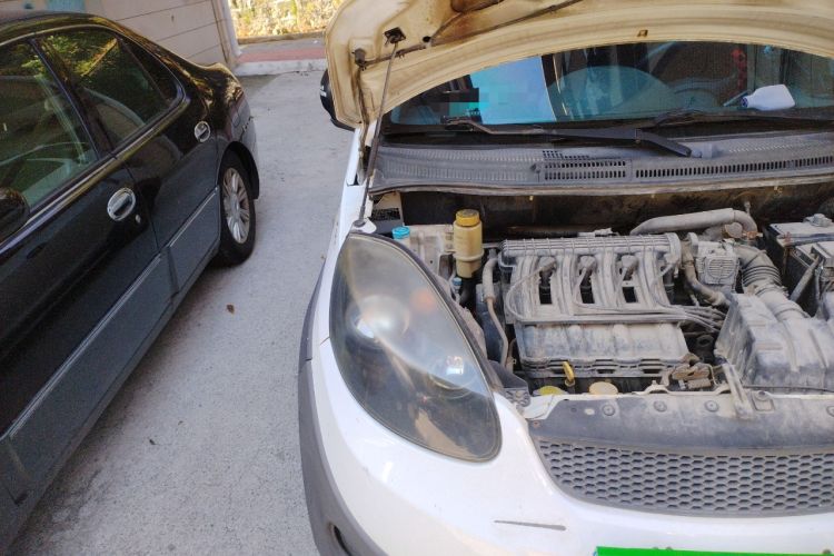 Used Chery X1 2010 1.3L AMT Luxury Edition Engine Bay Right