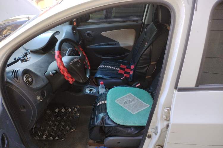 Used Chery X1 2010 1.3L AMT Luxury Edition Left Front Seat