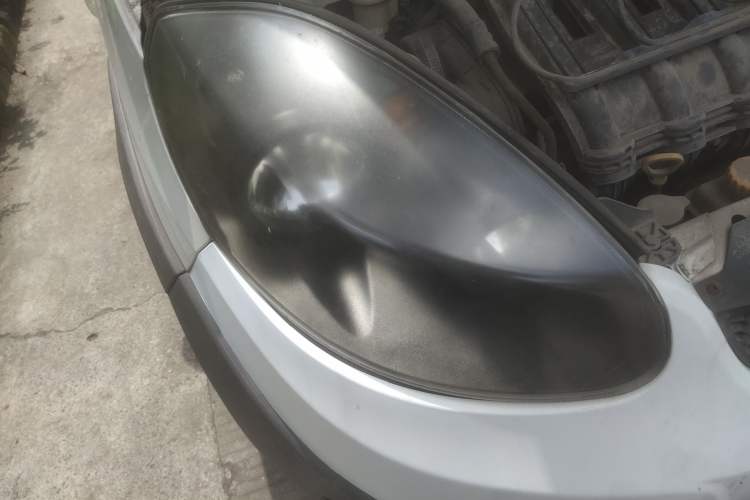 Used Chery X1 2010 Edition Enhanced Model 1.3L Manual Comfort Version Right Front Headlight