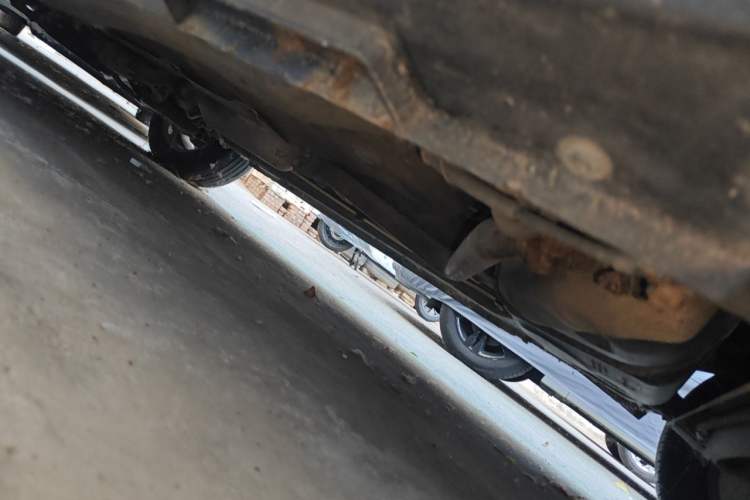 Used Chery X1 2011 1.3L Manual Luxury Edition Chassis Rear Left