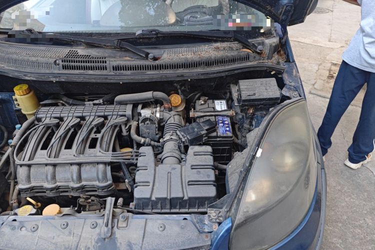 Used Chery X1 2011 1.3L Manual Luxury Edition Engine Bay Left