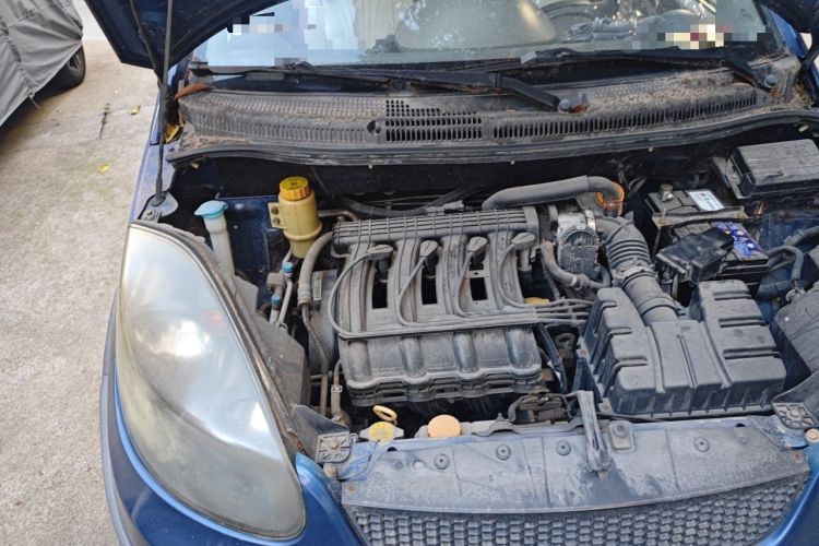 Used Chery X1 2011 1.3L Manual Luxury Edition Engine Bay Right