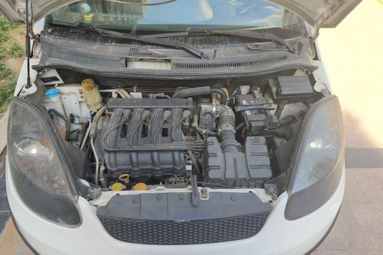 Used Chery X1 2011 1.3L Manual Luxury Edition Engine Bay