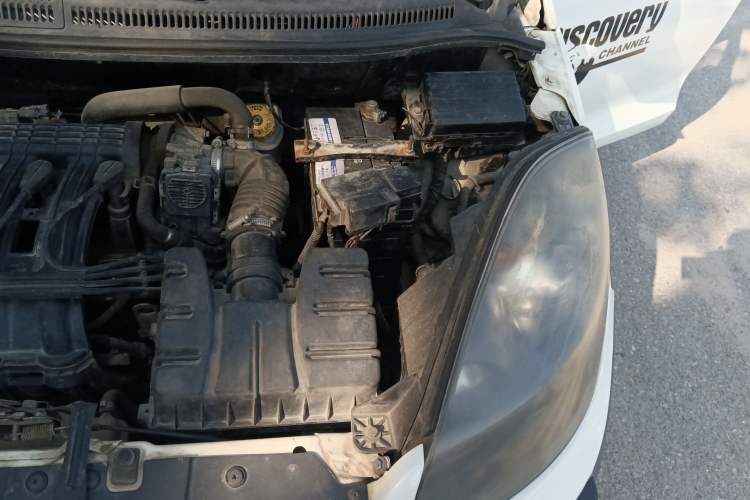 Used Chery X1 2011 1.3L AMT Luxury Model Engine Bay Left
