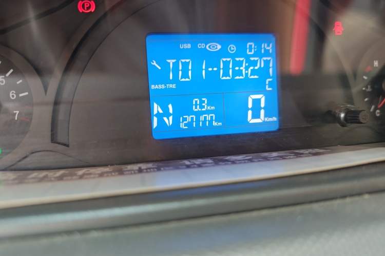Used Chery X1 2011 1.3L AMT Luxury Model Odometer Close Up