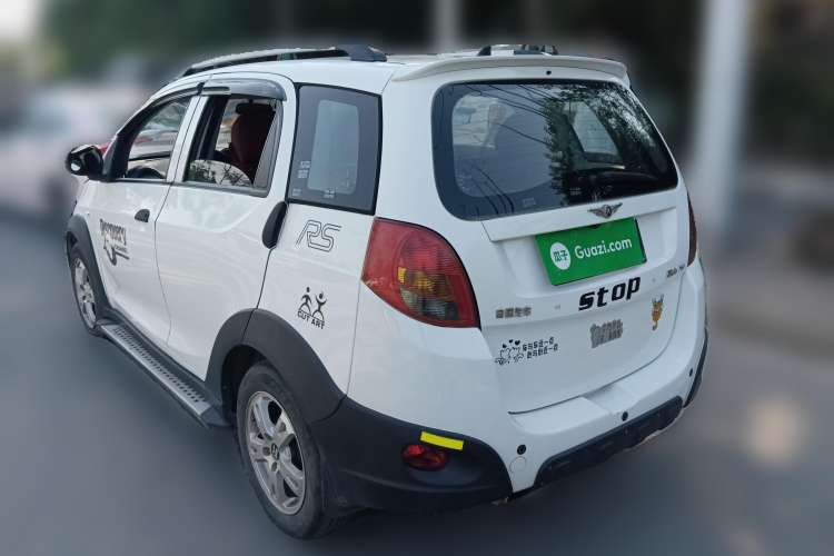 Used Chery X1 2011 1.3L AMT Luxury Model Rear Left 45 Deg