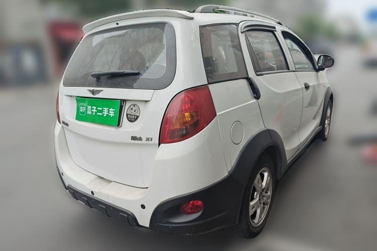 Used Chery X1 2011 1.3L AMT Luxury Model Rear Right 45 Deg