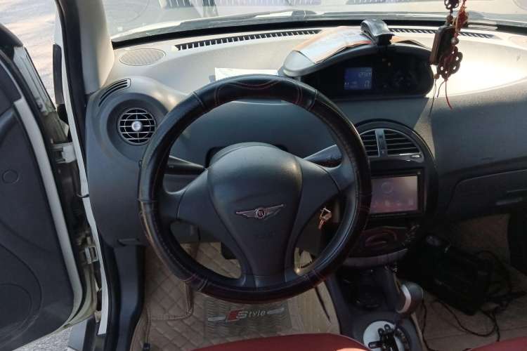 Used Chery X1 2011 1.3L AMT Luxury Model Steering Wheel