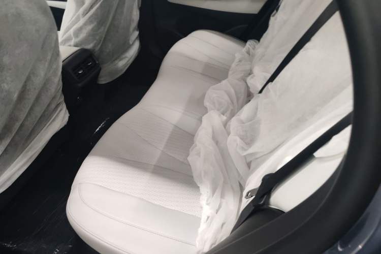 Used Chery X1 2012 1.5L Manual Sport Version Interior 1
