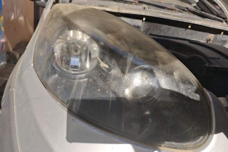 Used Chery X1 2012 1.5L Manual Luxury Version Right Front Headlight