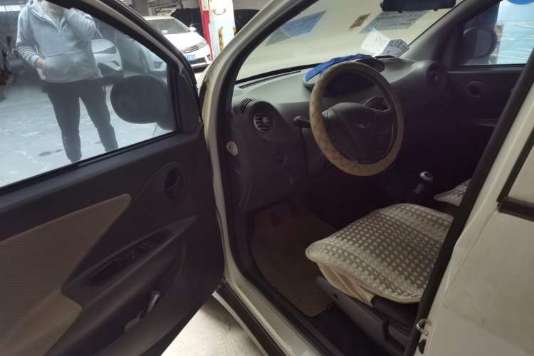 Used Chery X1 2012 1.5L Manual Luxury Version Driver Seat