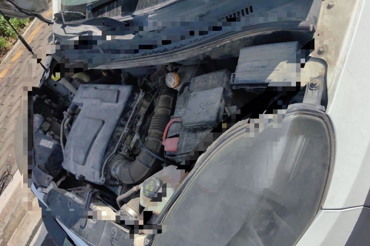 Used Chery X1 2012 1.5L Manual Comfort Edition Engine Bay Left