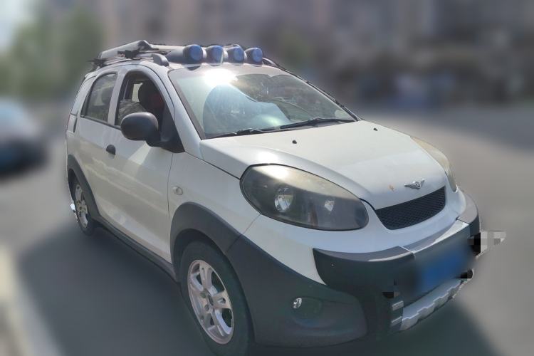 Used Chery X1 2012 1.5L Manual Comfort Edition Front Right 45 Deg
