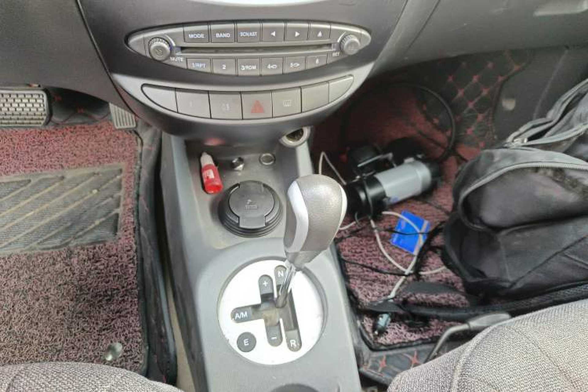 Used Chery X1 2012 1.3L AMT Luxury Model Gear Lever