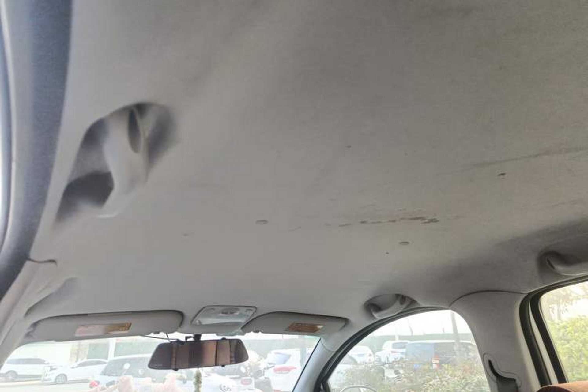 Used Chery X1 2012 1.3L AMT Luxury Model Headliner