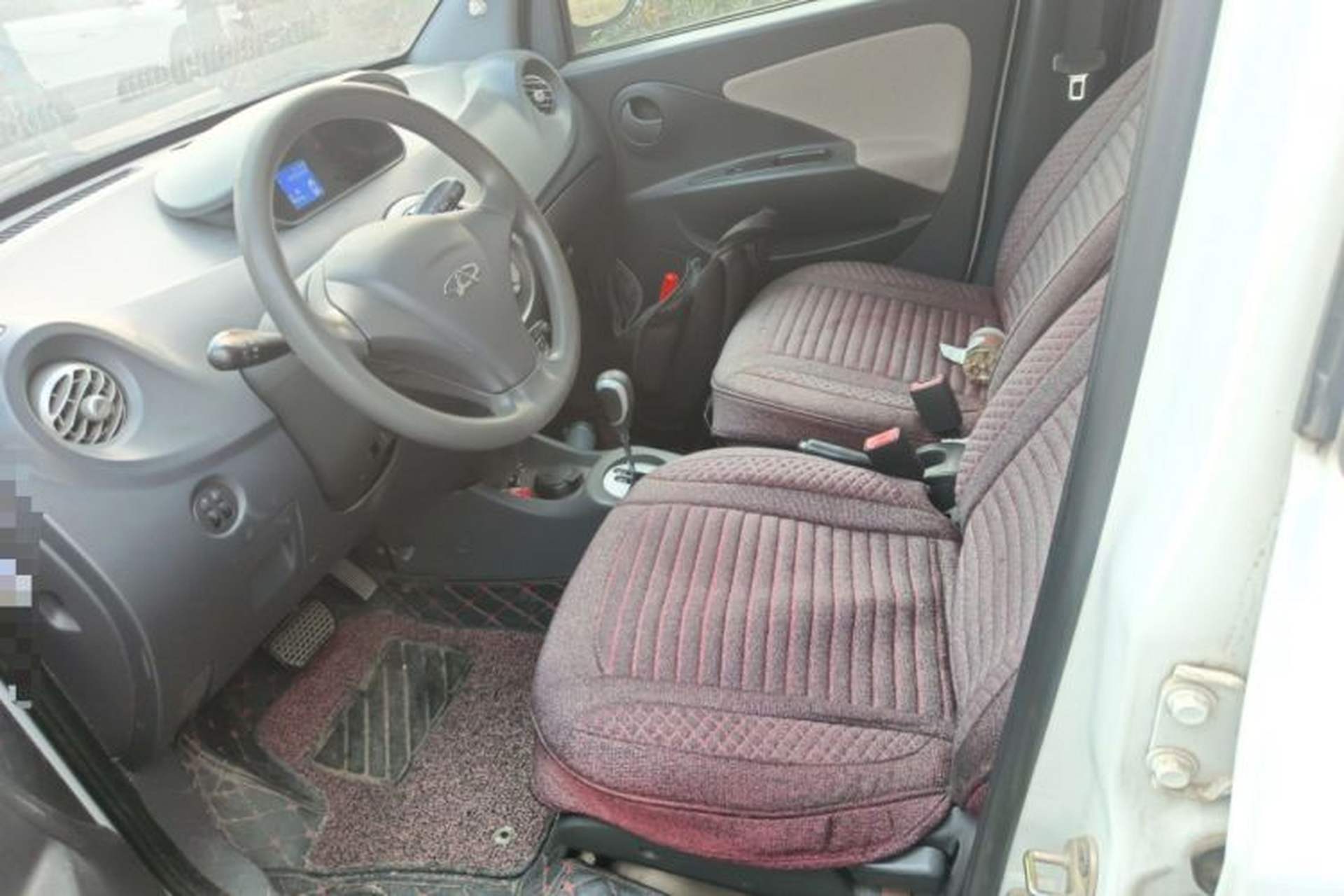 Used Chery X1 2012 1.3L AMT Luxury Model Left Front Seat