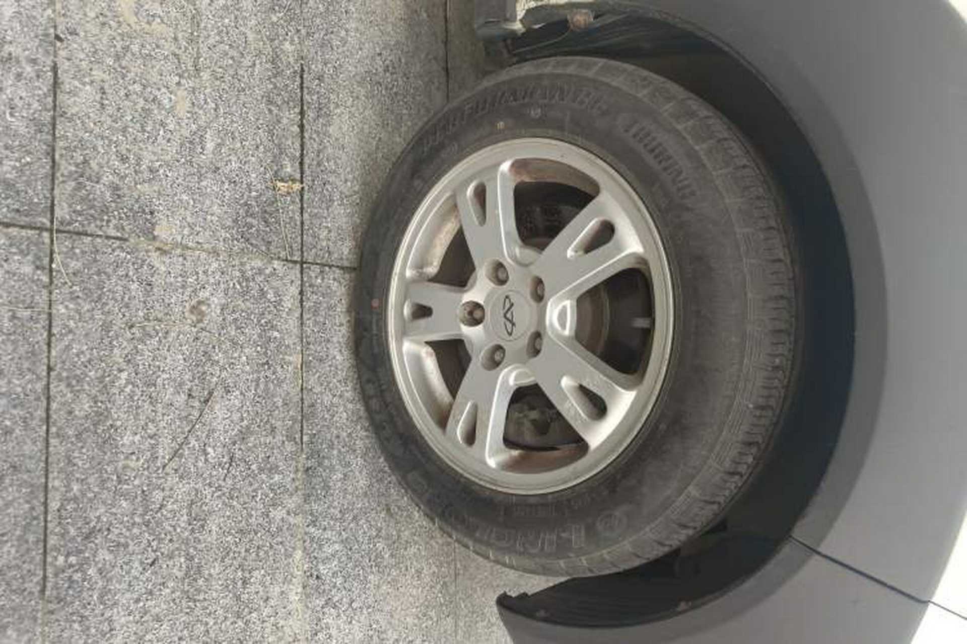Used Chery X1 2012 1.3L AMT Luxury Model Right Front Wheel Hub