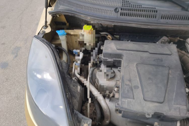 Used Chery X1 2012 1.5L Manual Comfort Edition Engine Bay Right