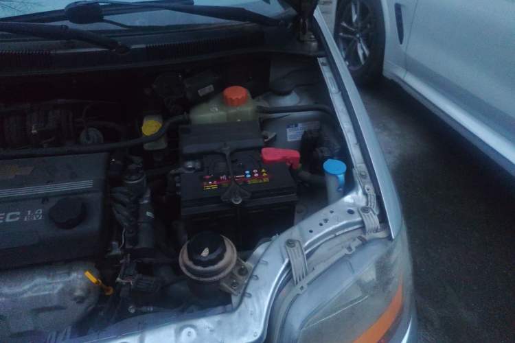 Used Chevrolet Aveo 2006 1.4 SL MT Engine Bay Left